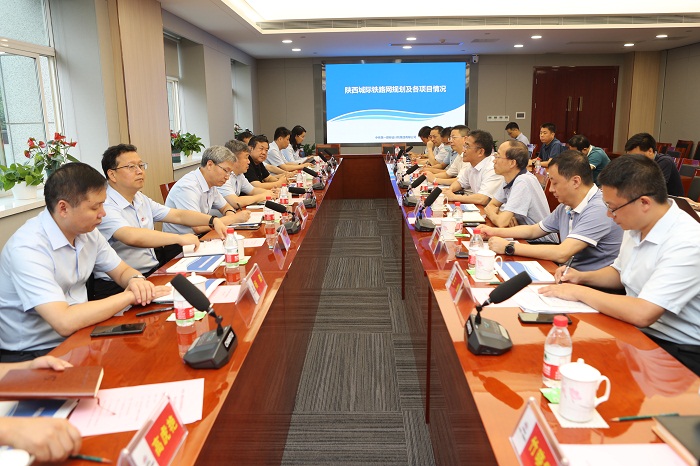 西安市轨道交通集团党委书记董事长宋扬一行到访铁一院图
